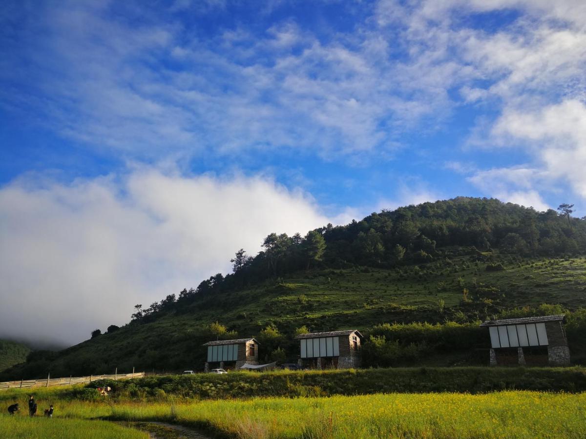 Shangri-La Dala Pasture Hotel Deqen Екстериор снимка